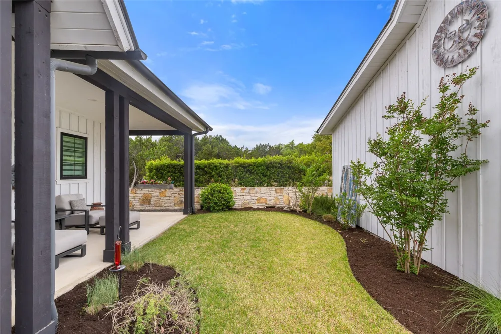 19601 Flying J Boulevard #16 Spicewood, TX 78669