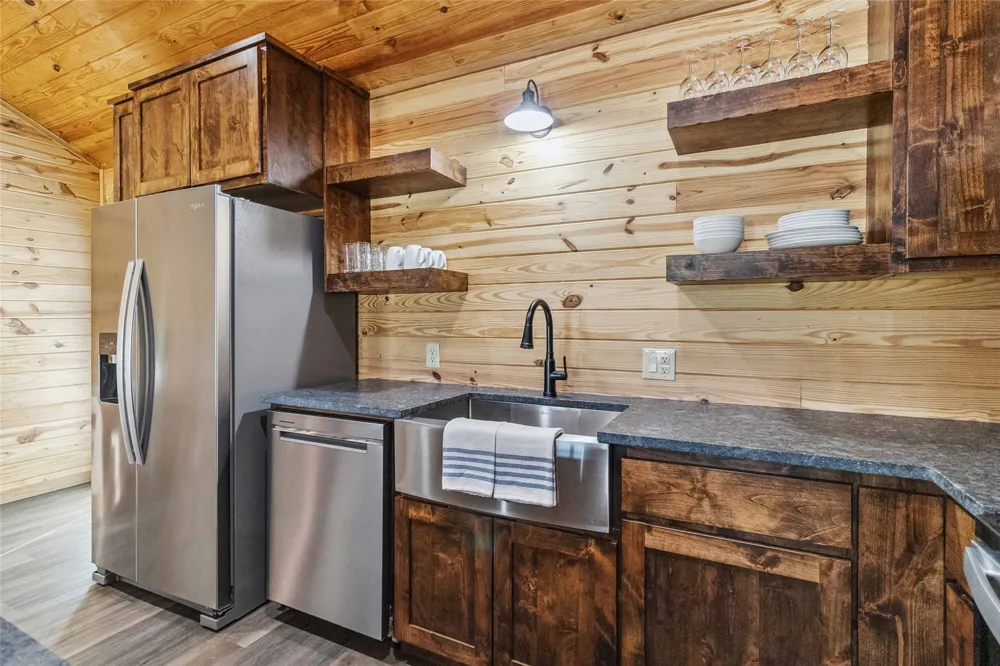 1591 Scull Road Martindale, TX 78666