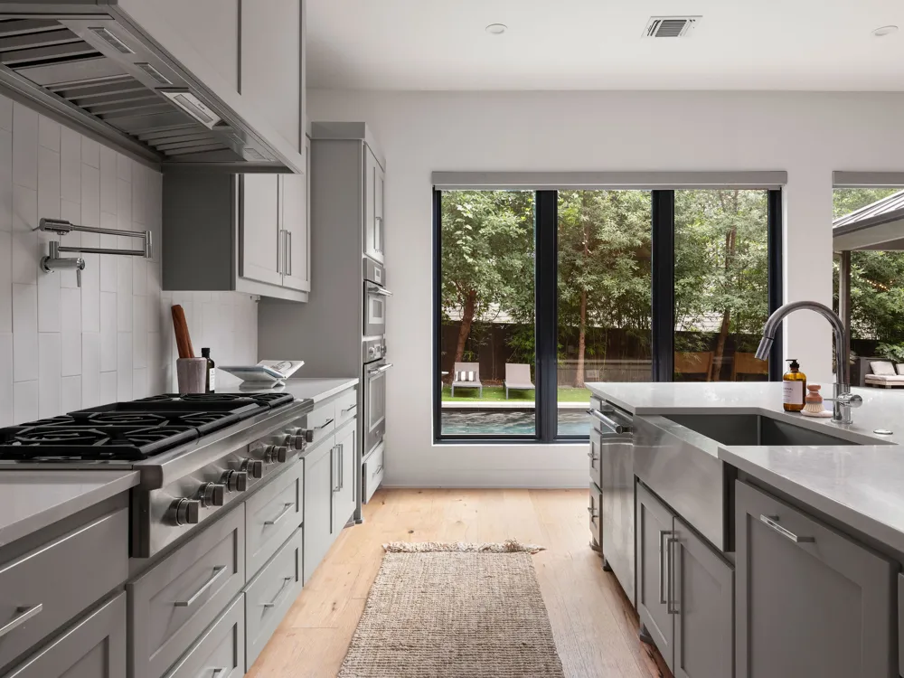 1906 Frazier Avenue Austin, TX 78704
