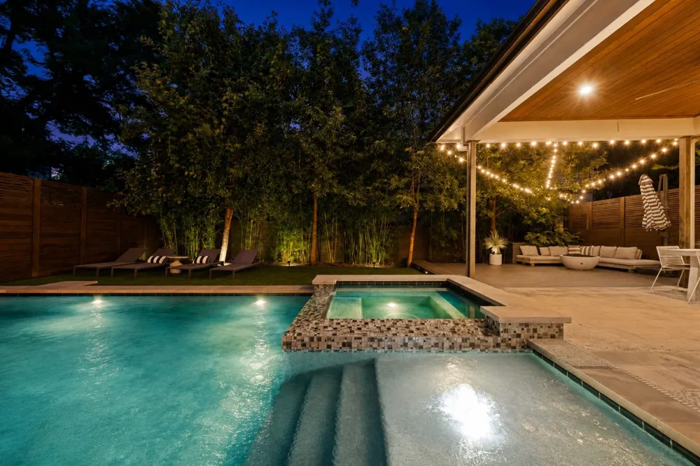 1906 Frazier Avenue Austin, TX 78704