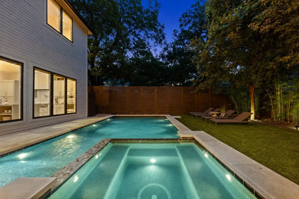 1906 Frazier Avenue Austin, TX 78704
