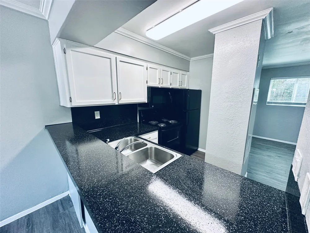 3702 S Second Street #118 Austin, TX 78704