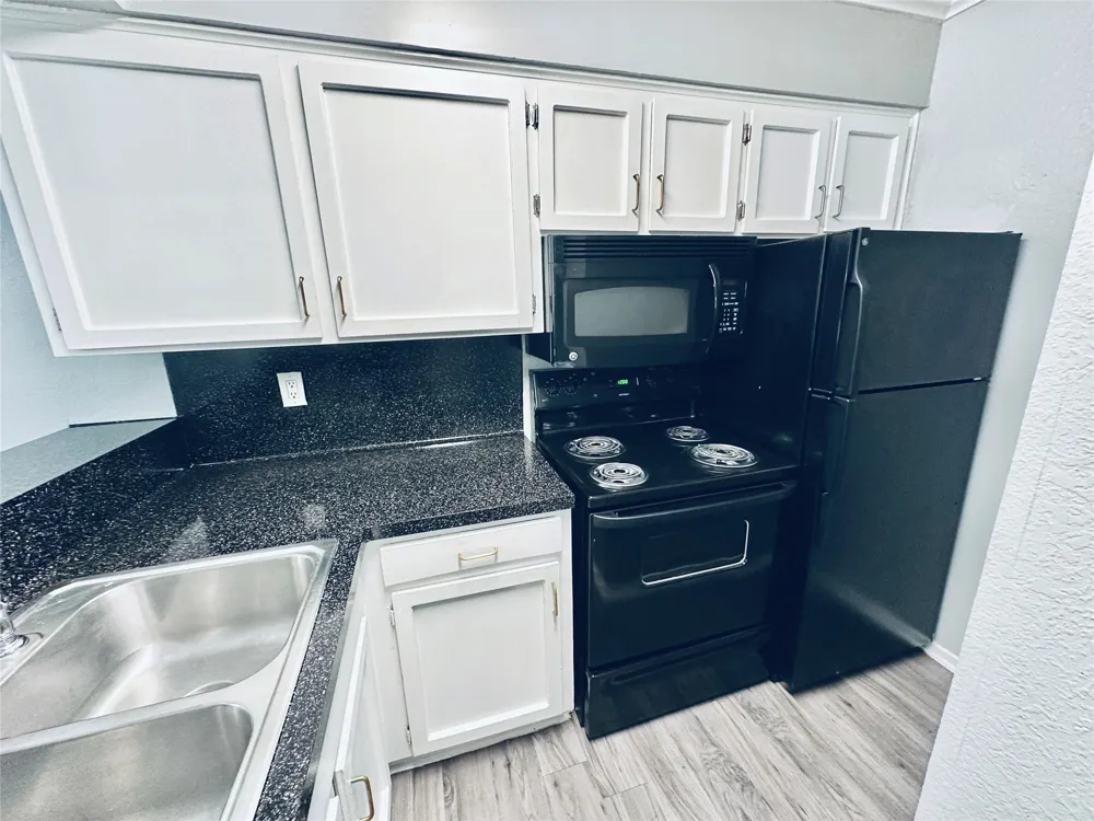 3702 S Second Street #118 Austin, TX 78704
