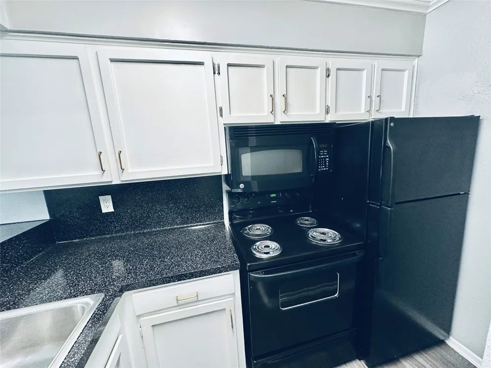3702 S Second Street #118 Austin, TX 78704