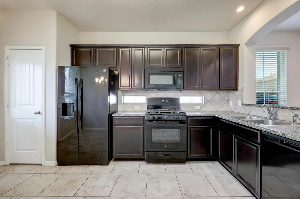 111 Homily Drive Pflugerville, TX 78660