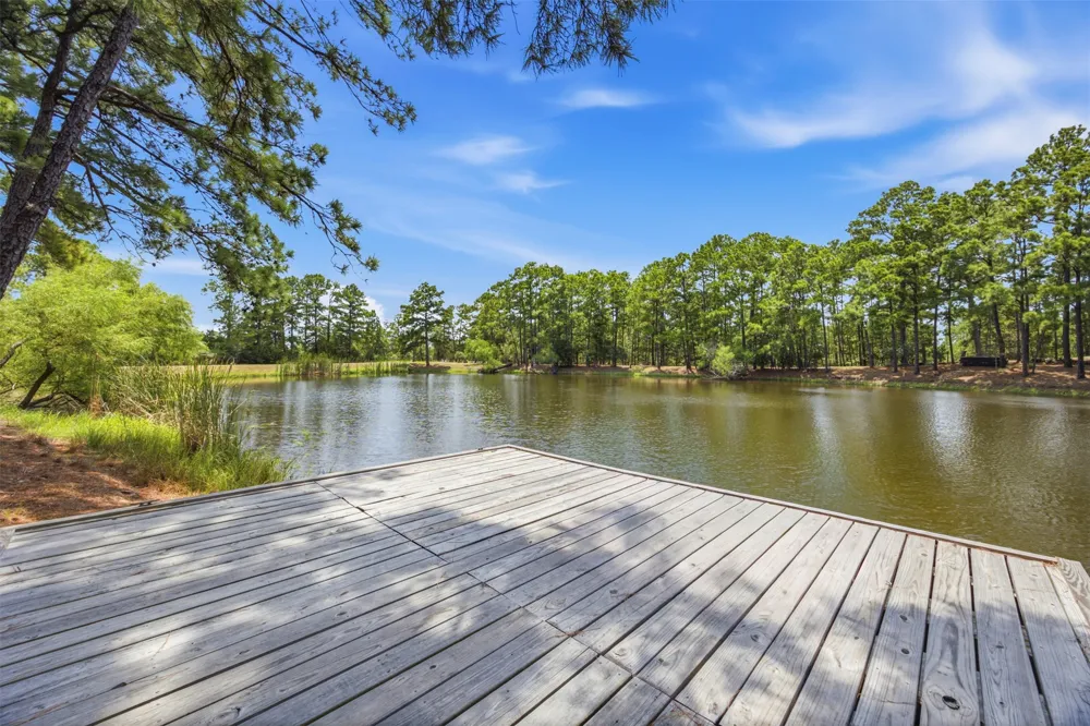 801 Moccasin Trail La Grange, TX 78945