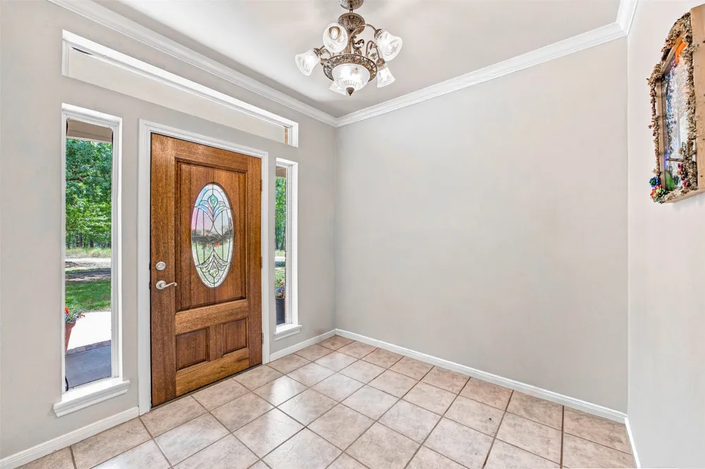 801 Moccasin Trail La Grange, TX 78945