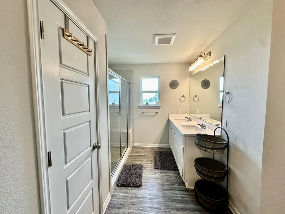 10005 Dalliance Lane Manor, TX 78653