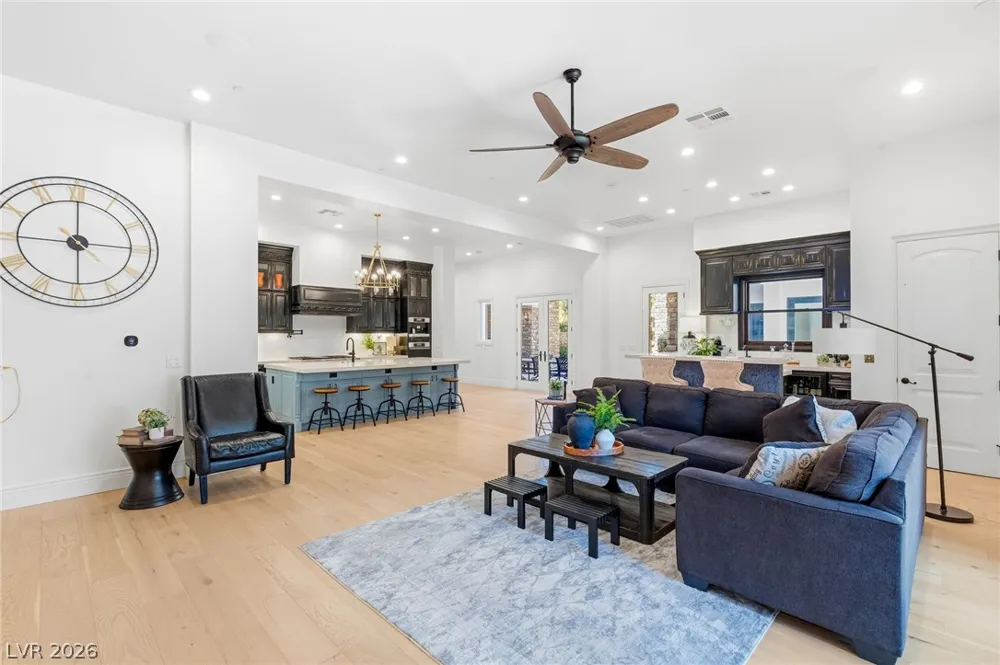 25 Pebble Dunes Court Las Vegas, NV 89141