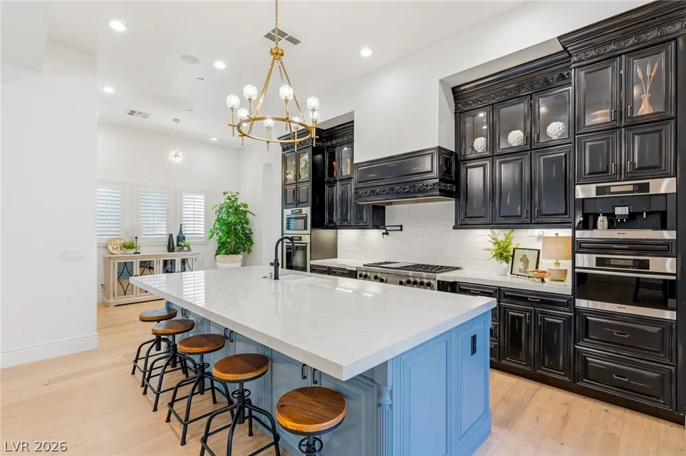 25 Pebble Dunes Court Las Vegas, NV 89141