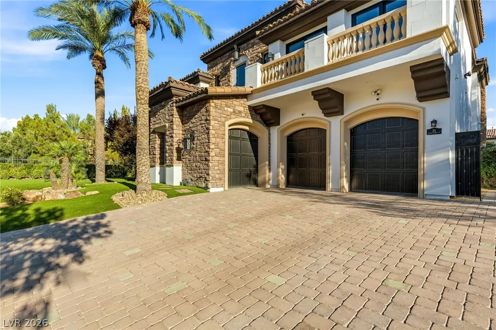 25 Pebble Dunes Court Las Vegas, NV 89141