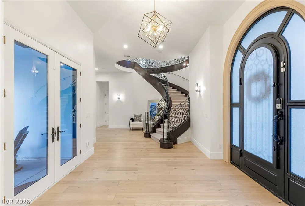 25 Pebble Dunes Court Las Vegas, NV 89141