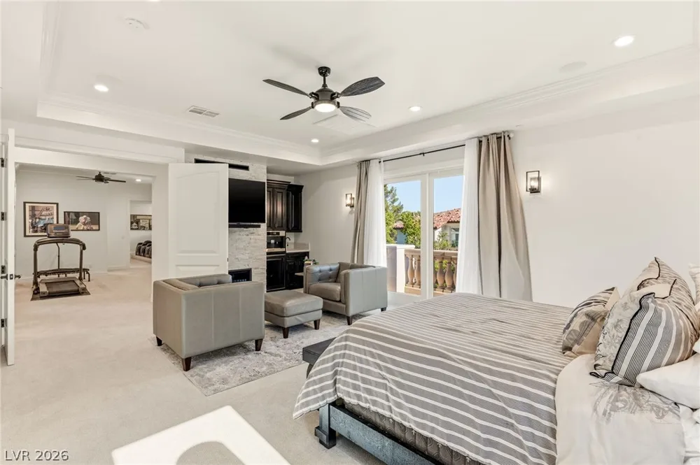 25 Pebble Dunes Court Las Vegas, NV 89141