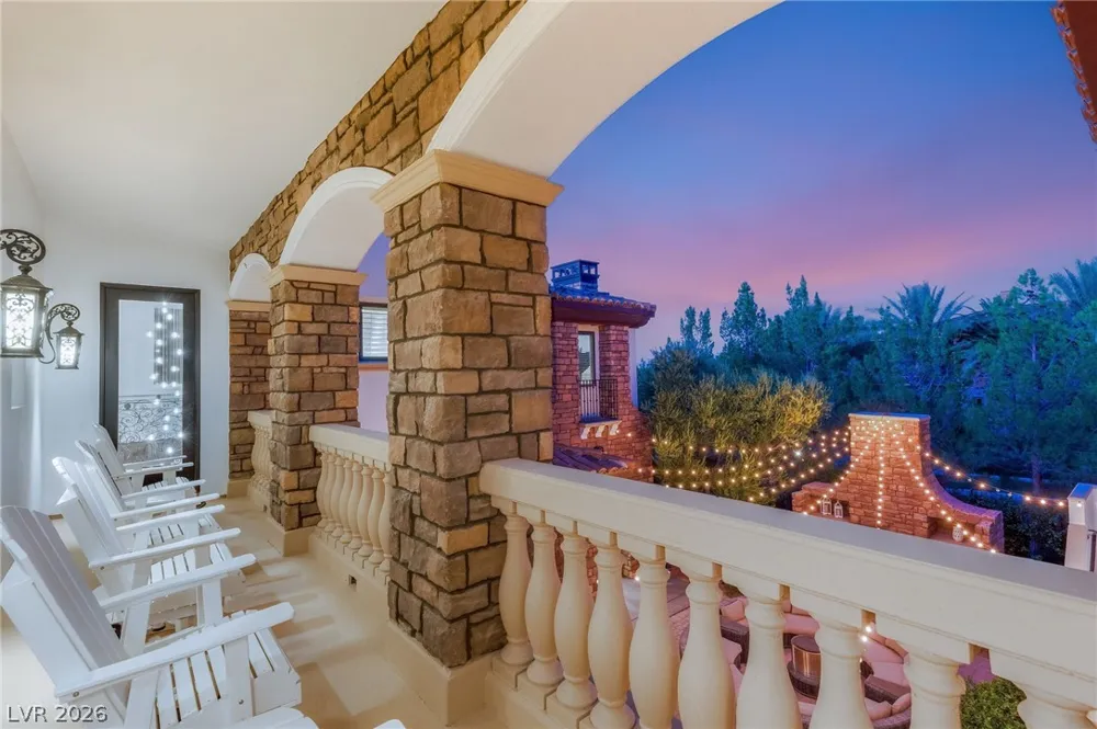 25 Pebble Dunes Court Las Vegas, NV 89141