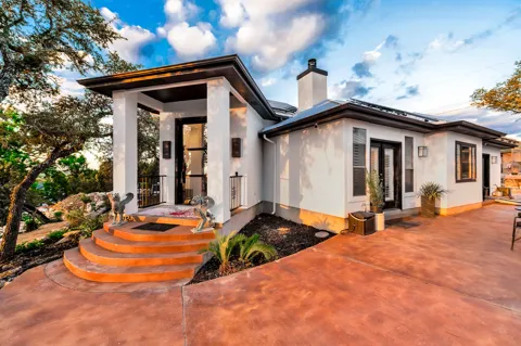 1564 Crossbow Drive