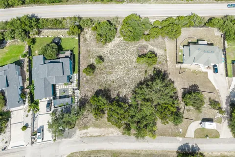912 Daviot Drive
