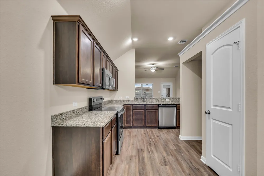 6407 Hercules Avenue Killeen, TX 76542