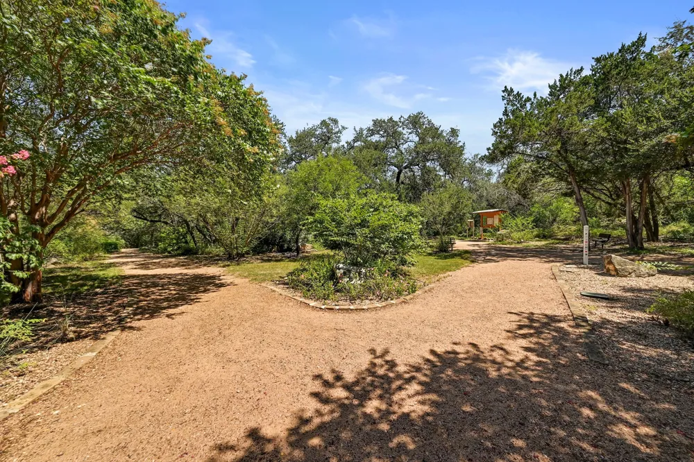 275 Mooring Circle #B Lakeway, TX 78734