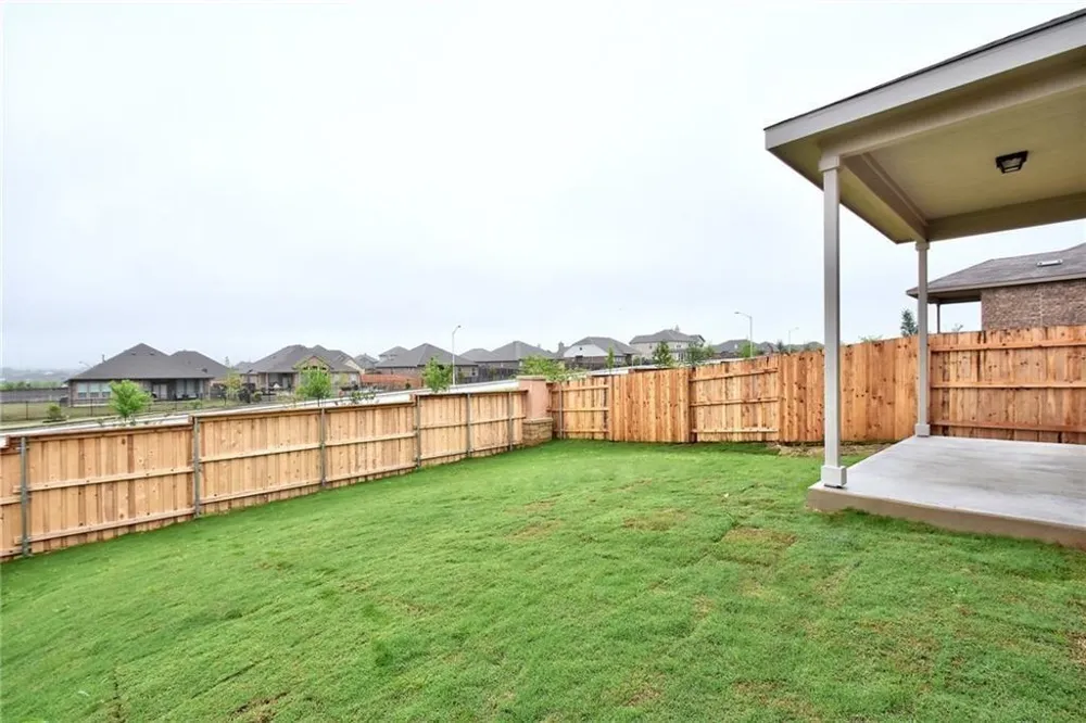 434 Eves Necklace Drive Buda, TX 78610