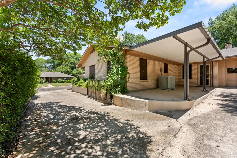 303 E 20th Avenue Belton, TX 76513