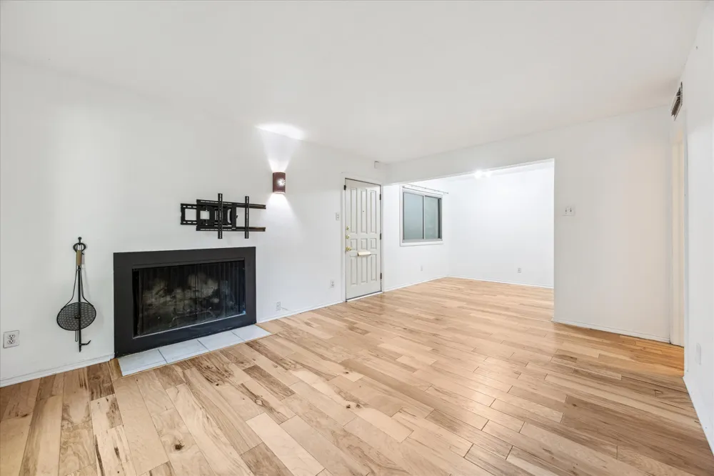 505 W 7th Street #105 Austin, TX 78701