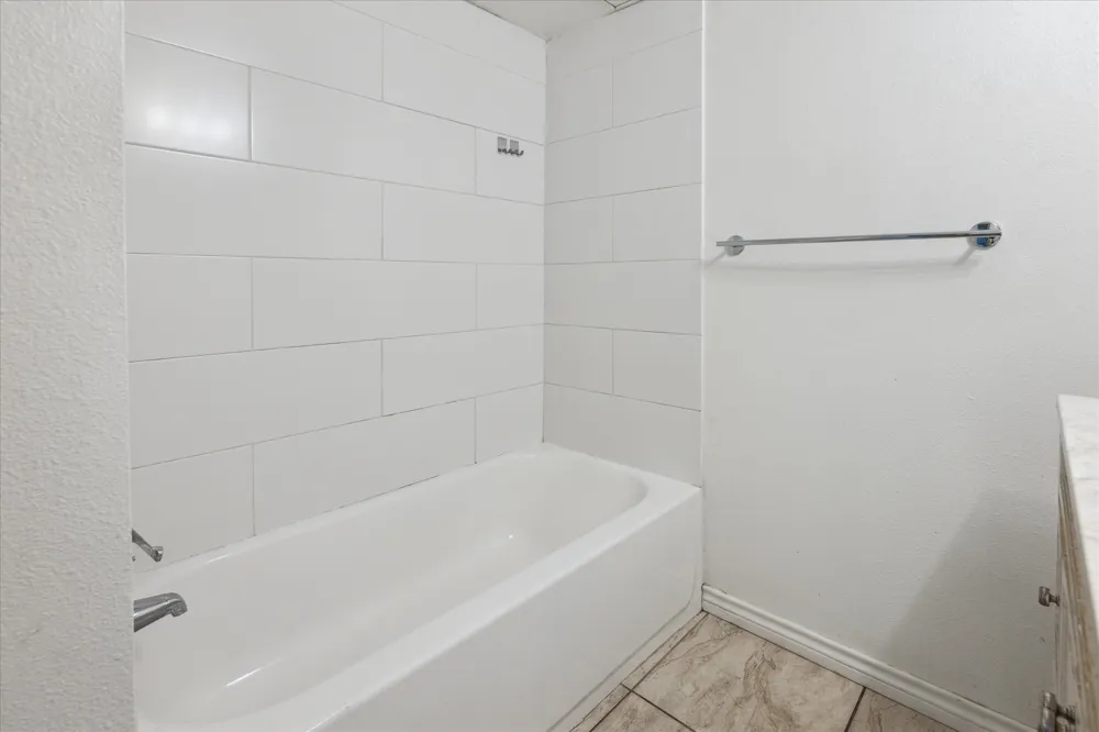 505 W 7th Street #105 Austin, TX 78701