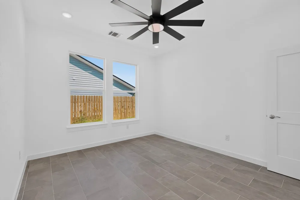 114 W Pauwela Lane Bastrop, TX 78602