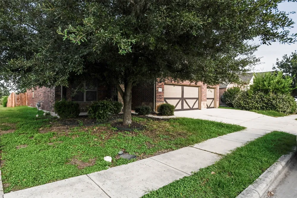 621 Hot Spring Valley Buda, TX 78610