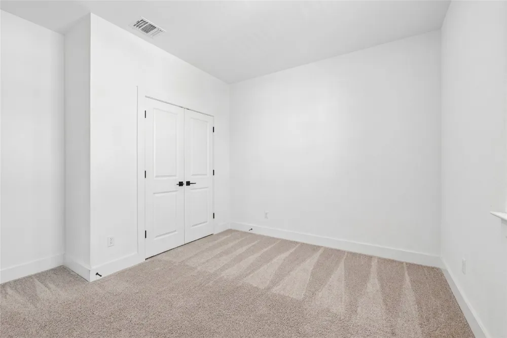 155 Sycamore Pines Lane Kyle, TX 78640