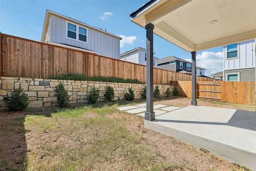 155 Sycamore Pines Lane Kyle, TX 78640