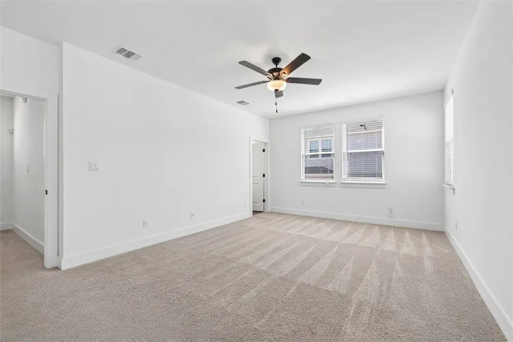 155 Sycamore Pines Lane Kyle, TX 78640