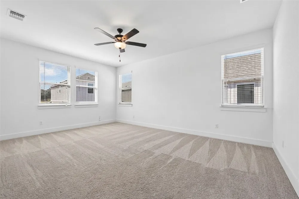155 Sycamore Pines Lane Kyle, TX 78640