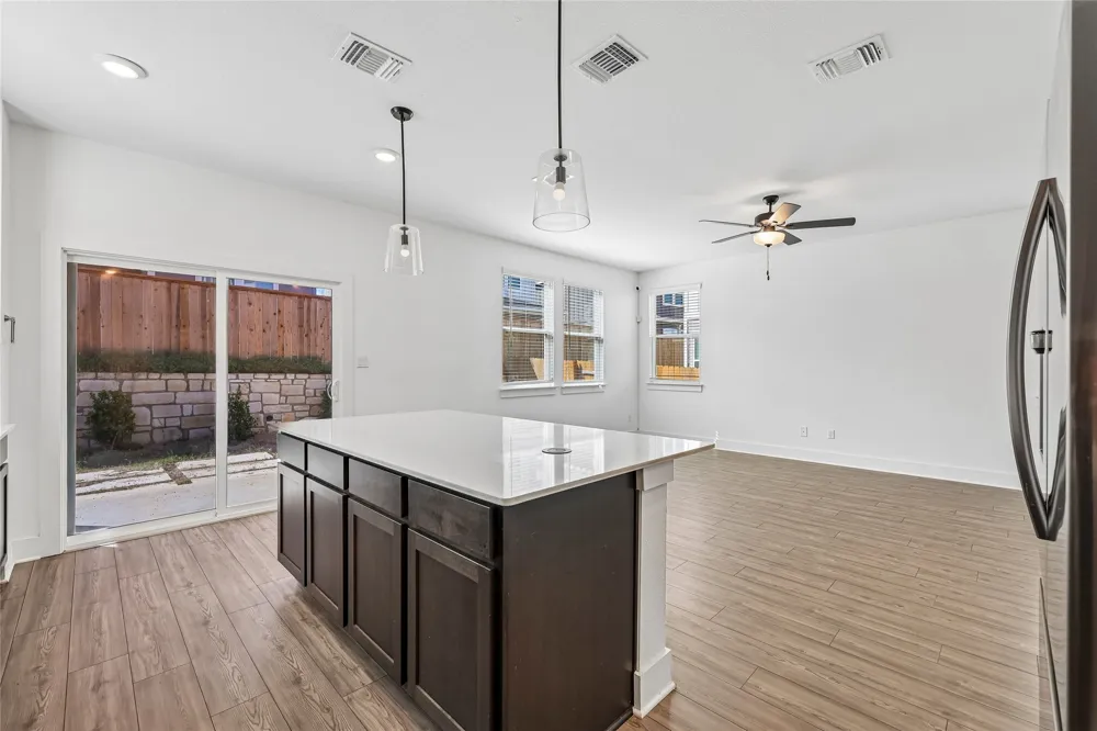 155 Sycamore Pines Lane Kyle, TX 78640