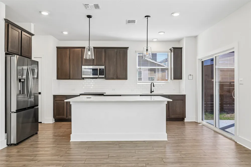 155 Sycamore Pines Lane Kyle, TX 78640