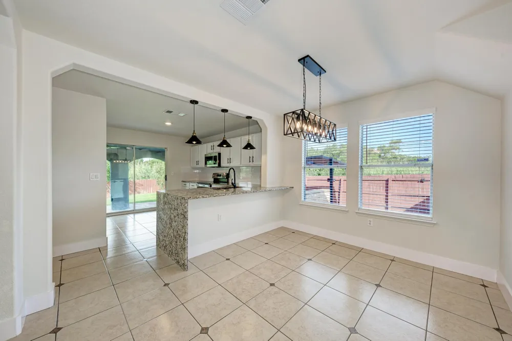 12201 Paloma Blanca Way Del Valle, TX 78617