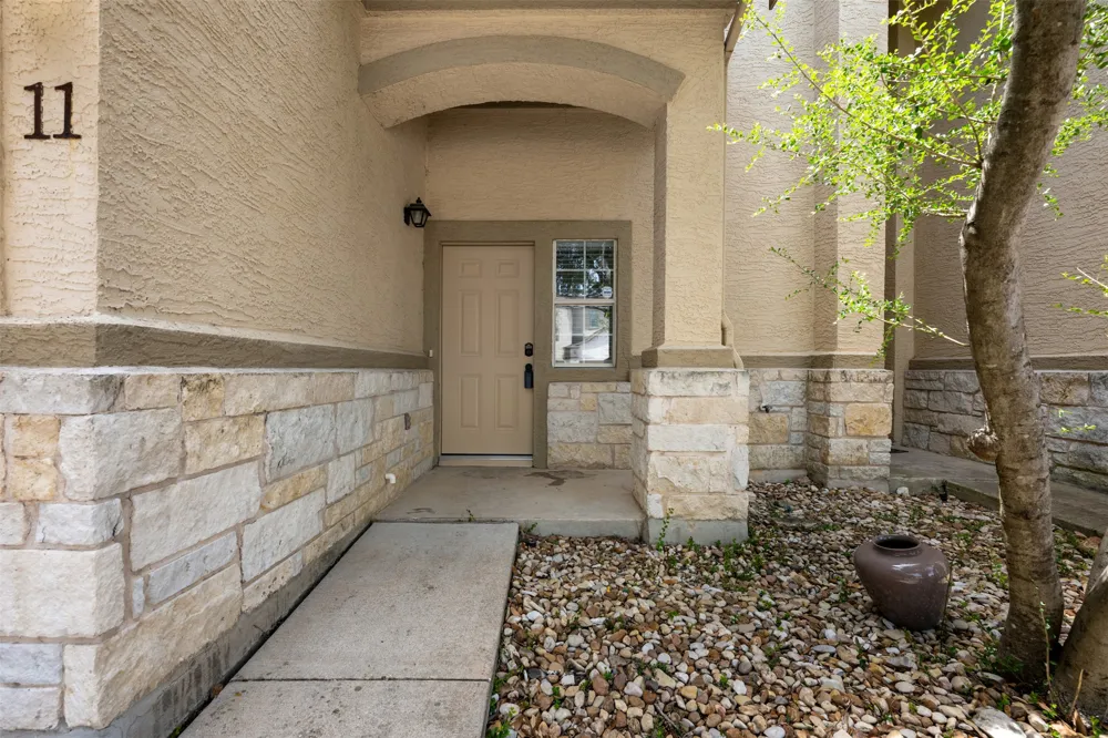 7708 NW San Felipe Boulevard Austin, TX 78729