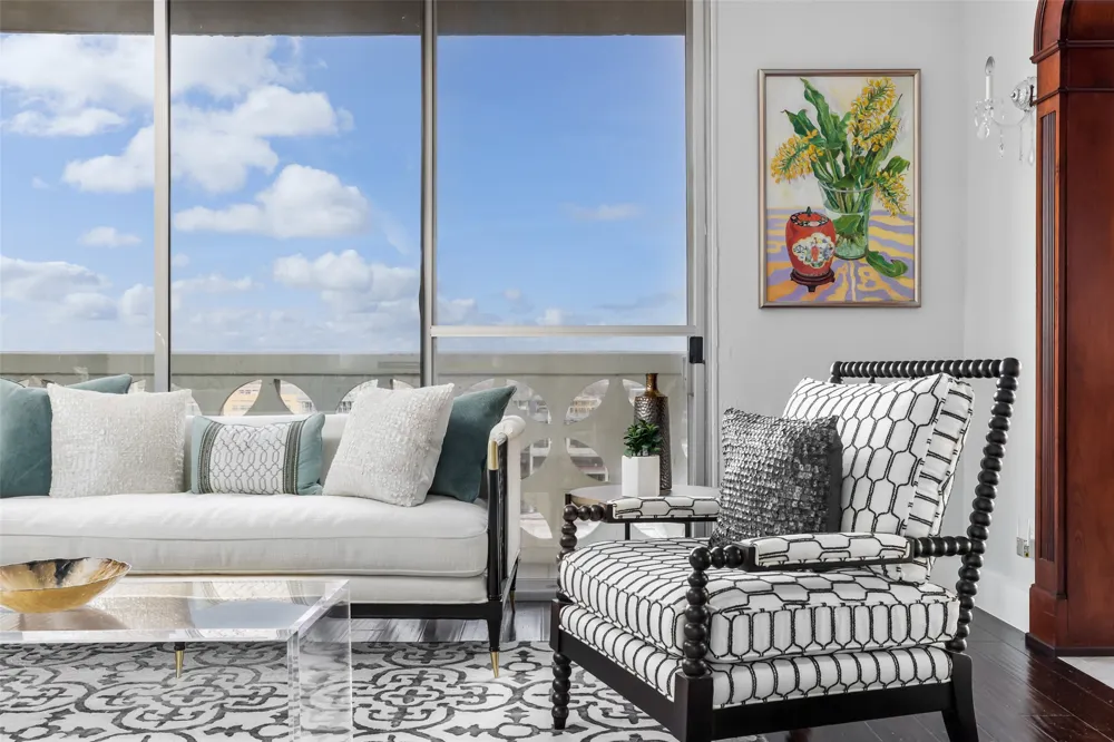 1801 Lavaca Street #12GHJ Austin, TX 78701