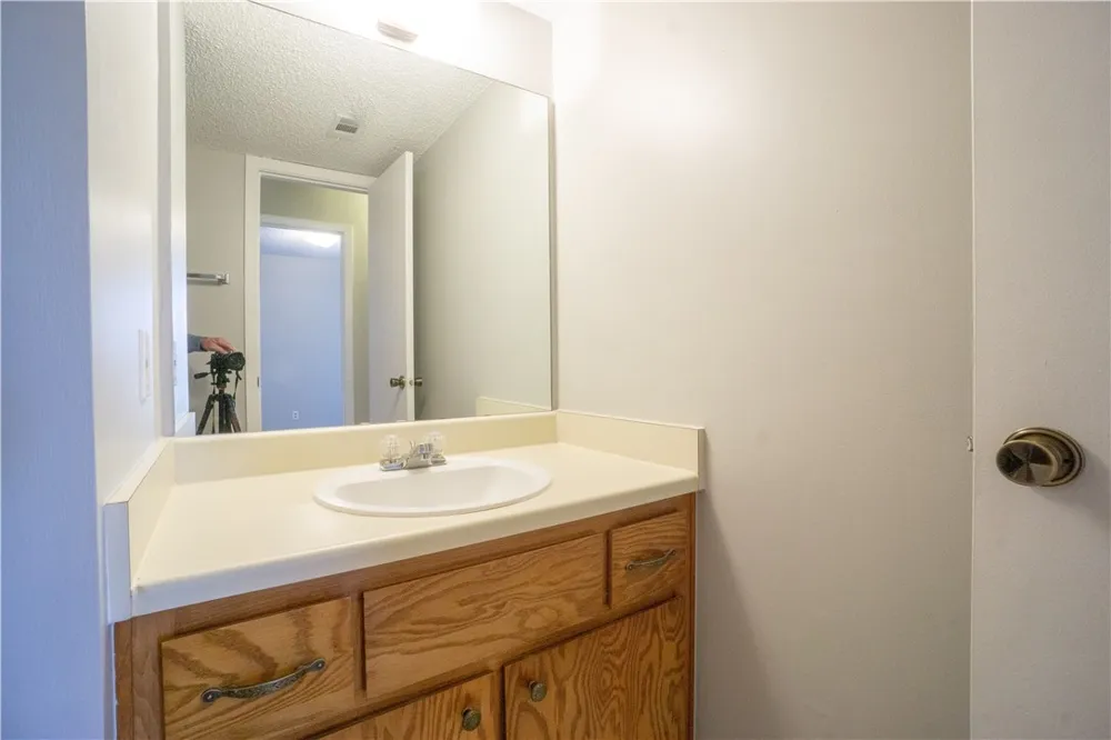 6903 Deatonhill Drive #28 Austin, TX 78745