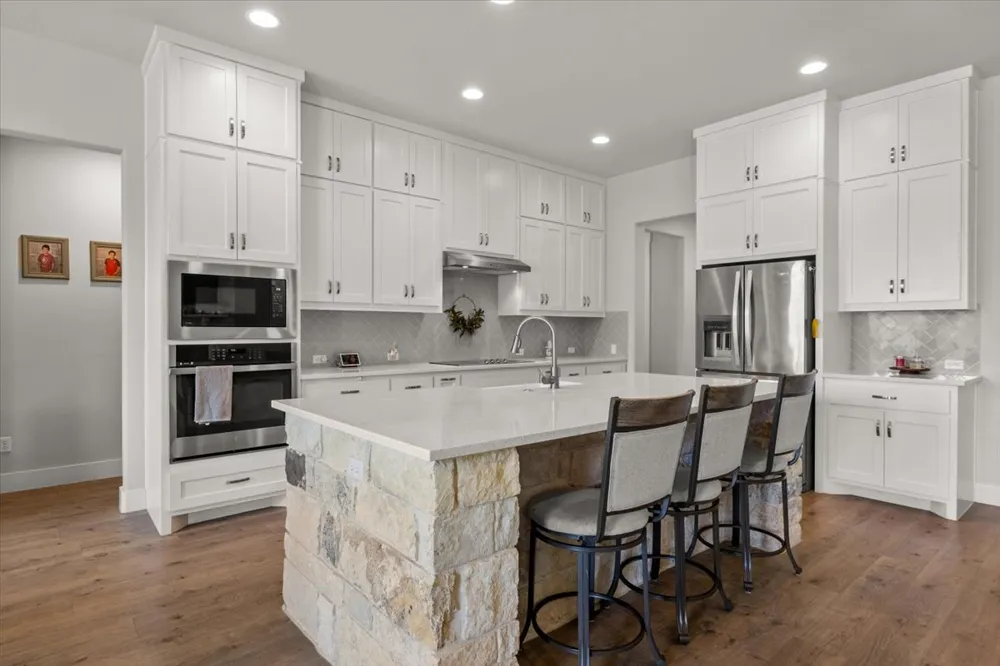 104 Draper Lane Bertram, TX 78605