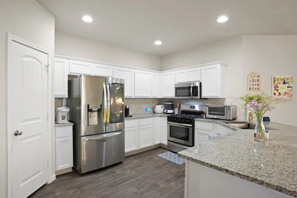 2217 Dickinson Terrace Austin, TX 78754