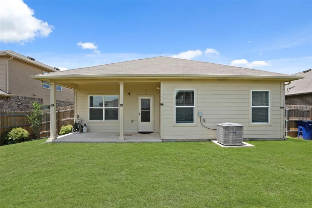2217 Dickinson Terrace Austin, TX 78754