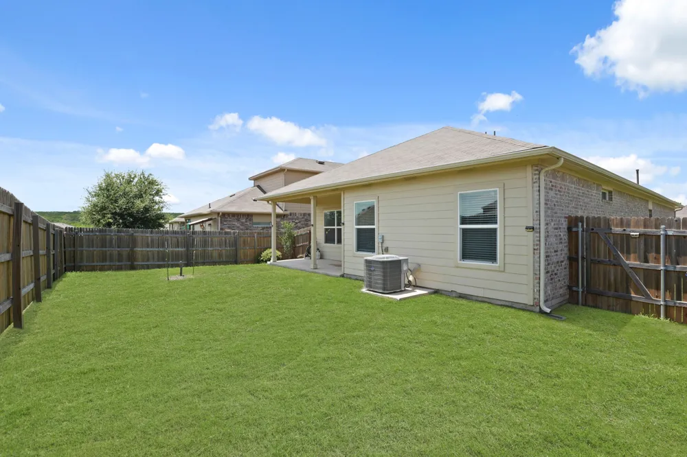 2217 Dickinson Terrace Austin, TX 78754