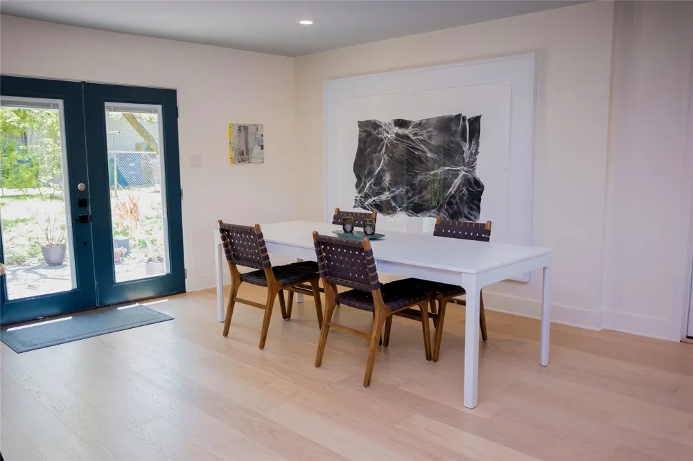 205 W Covington Drive Austin, TX 78753