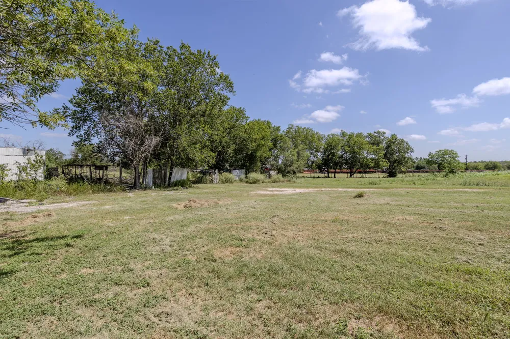 1238 Reata Drive Buda, TX 78610