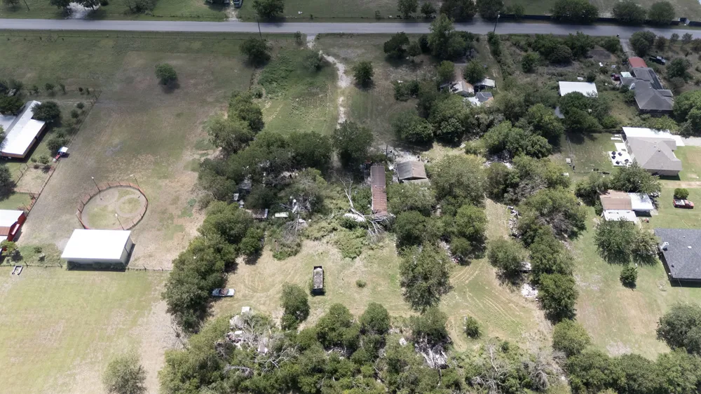 1238 Reata Drive Buda, TX 78610