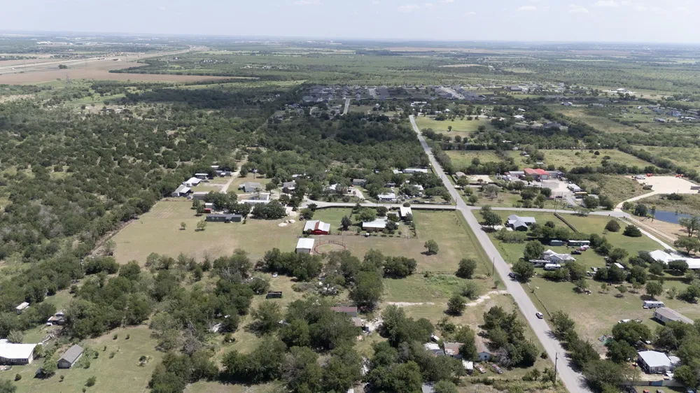 1238 Reata Drive Buda, TX 78610