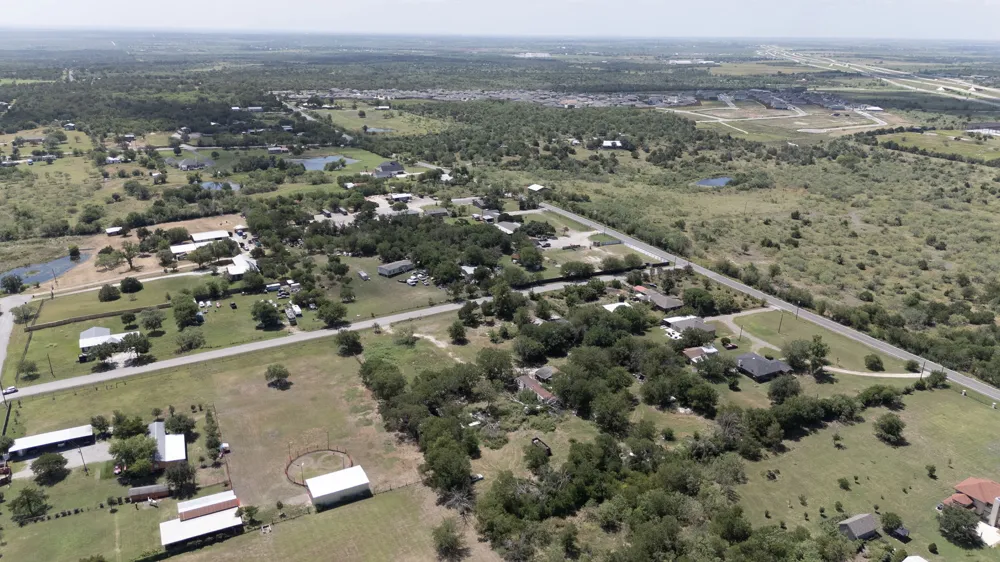 1238 Reata Drive Buda, TX 78610