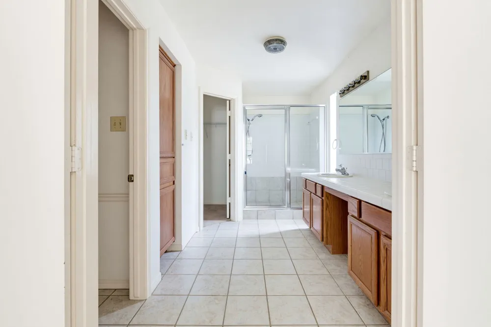201 River Lake Drive Kingsland, TX 78639