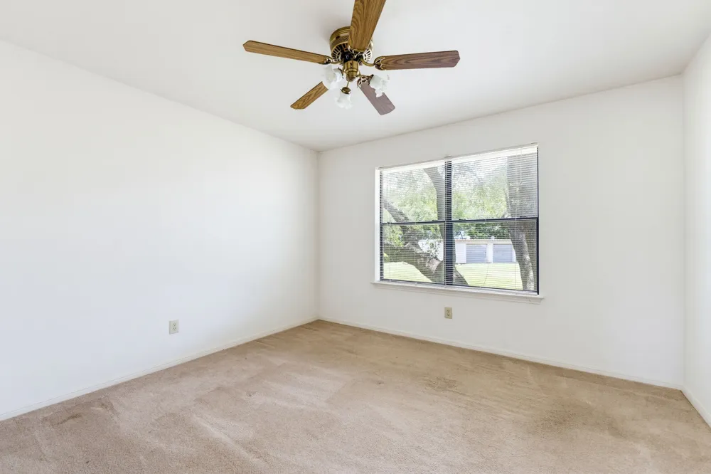 201 River Lake Drive Kingsland, TX 78639