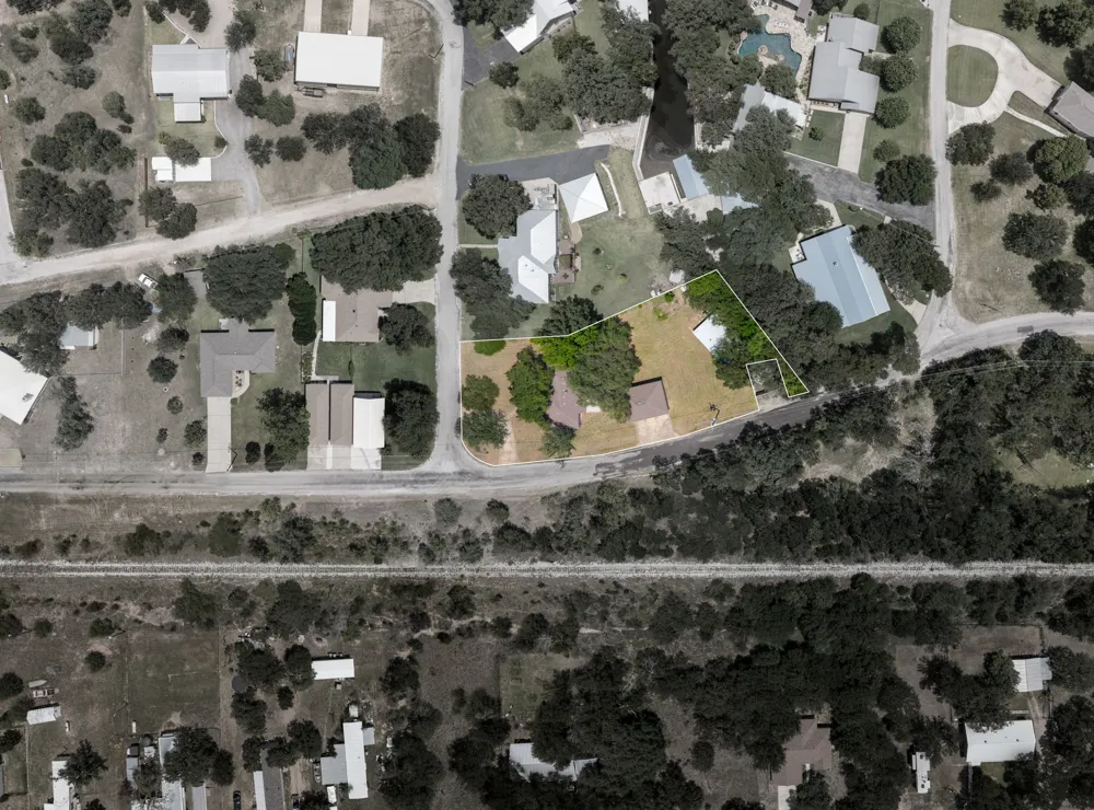 201 River Lake Drive Kingsland, TX 78639